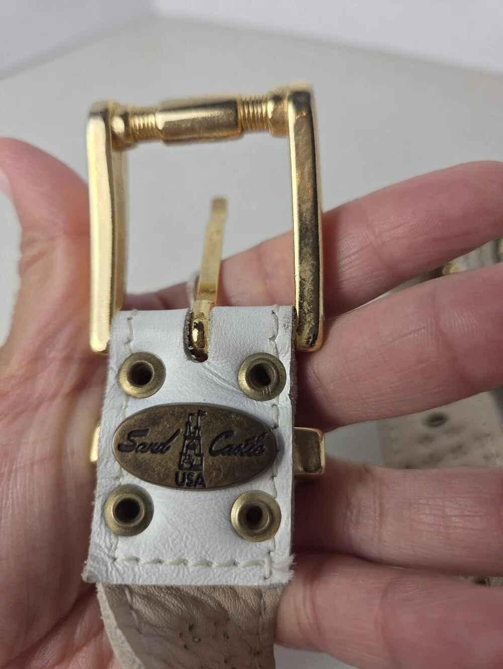 Sand Castle White Belt Studded Gold Buckle Vintage Womens